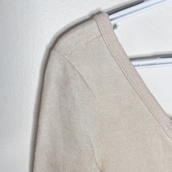 Go Couture criss cross v neck bell sleeve tunic in beige size S - Picture 5 of 11